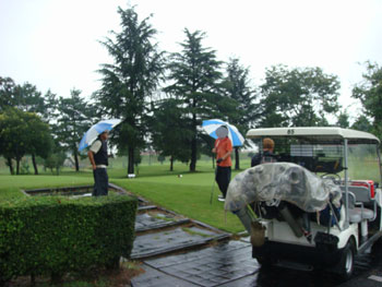 新玉村ゴルフ場コース　雨のゴルフ