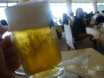 昼ビールの画像